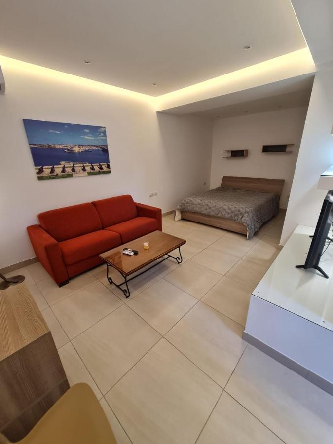 Apartmán Crescent Corner St. Paul's Bay Exteriér fotografie