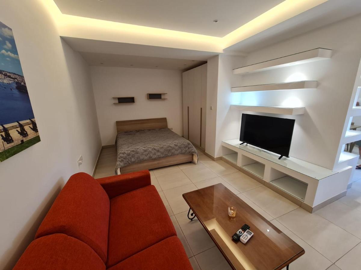 Apartmán Crescent Corner St. Paul's Bay Exteriér fotografie